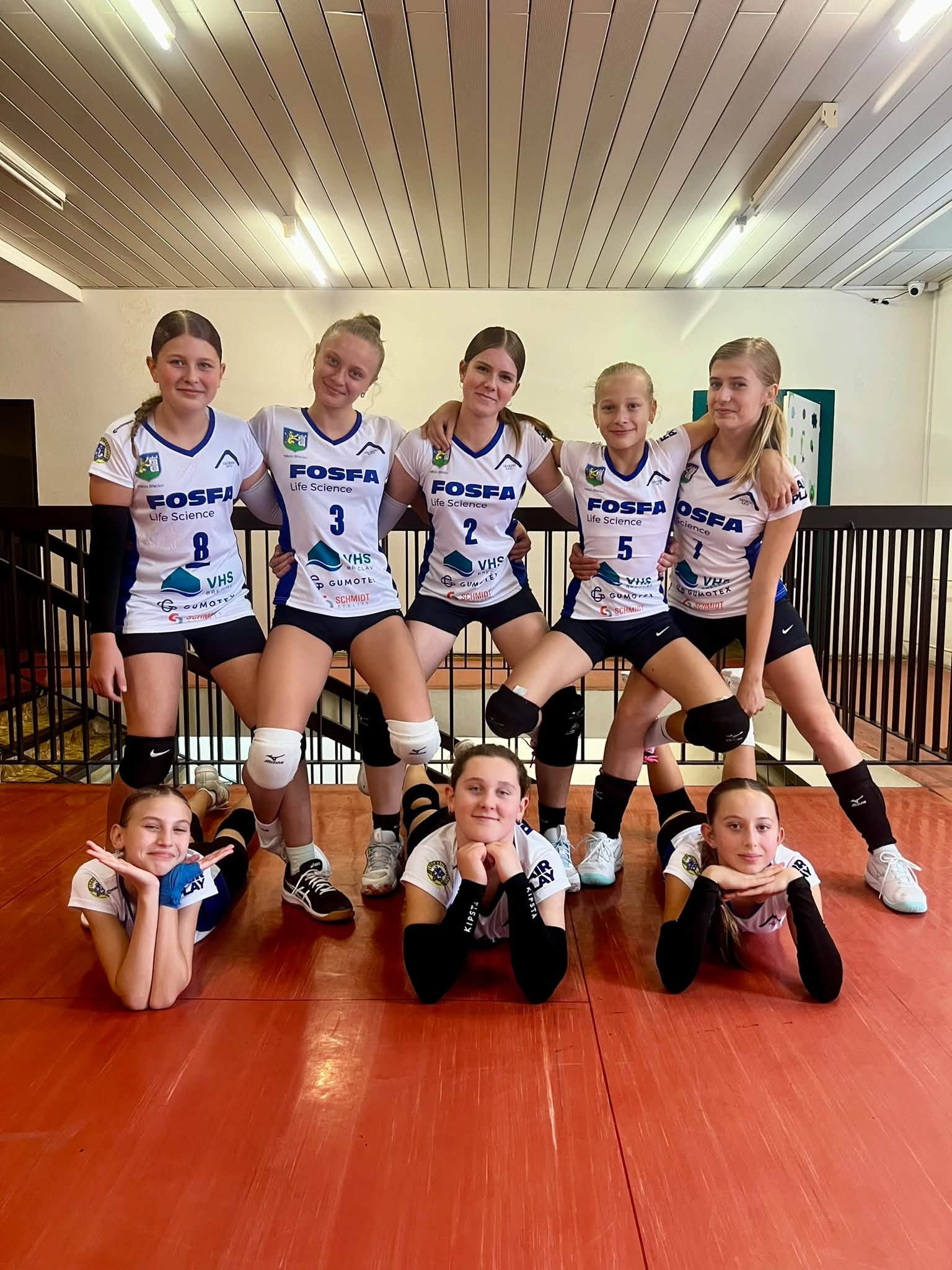 U14: Mladší žákyně Fosfy Lokomotivy Břeclav ovládly turnaj! 🏐