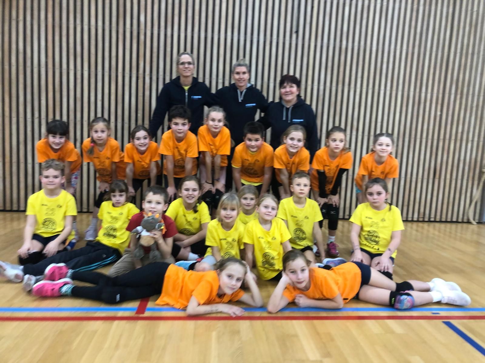 Přípravka bojovala na krajském turnaji v barevném minivolejbale