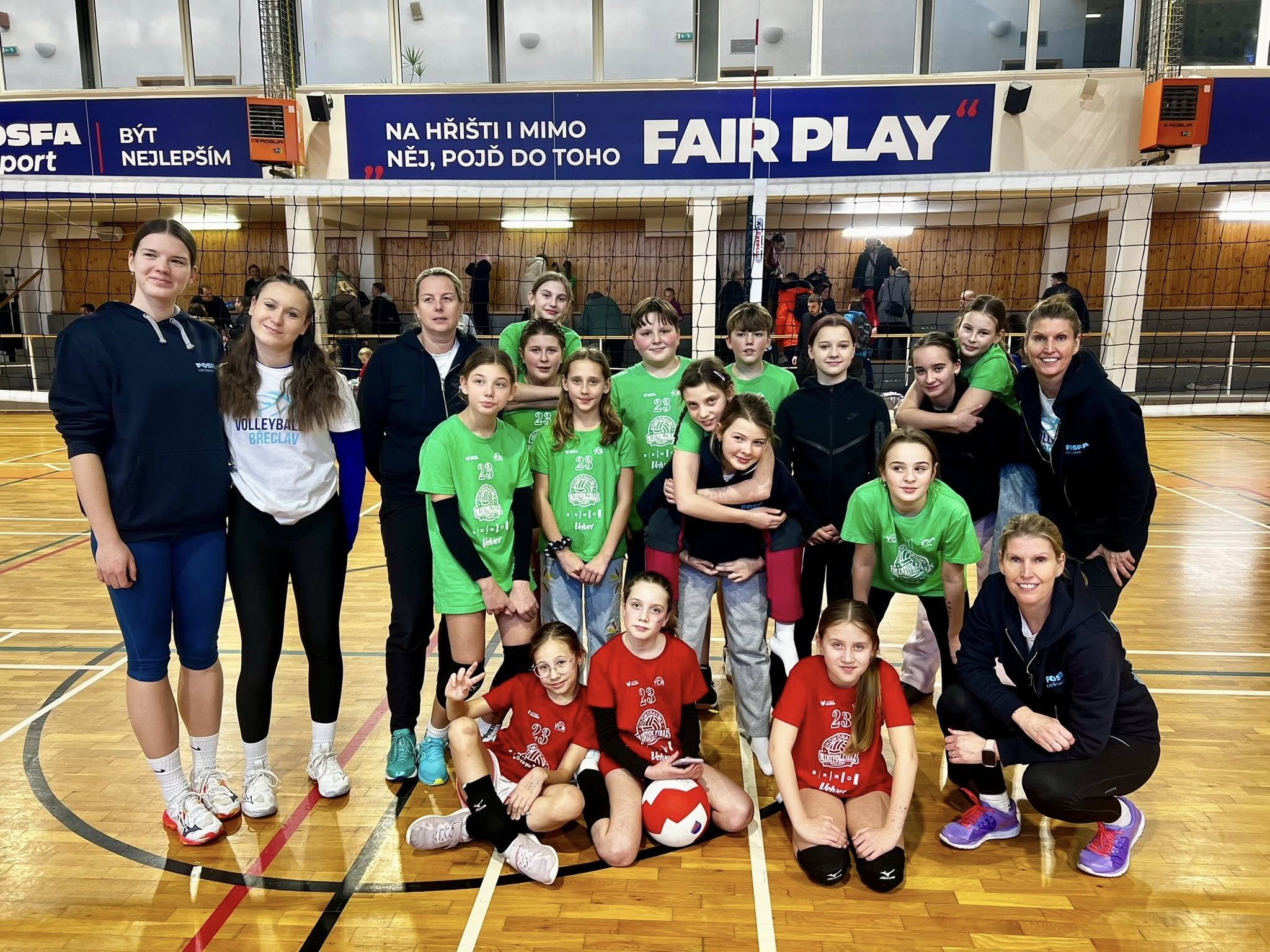 Krajský minivolejbal v Břeclavi přinesl radost, bojovnost i skvělé výsledky 👏🏐