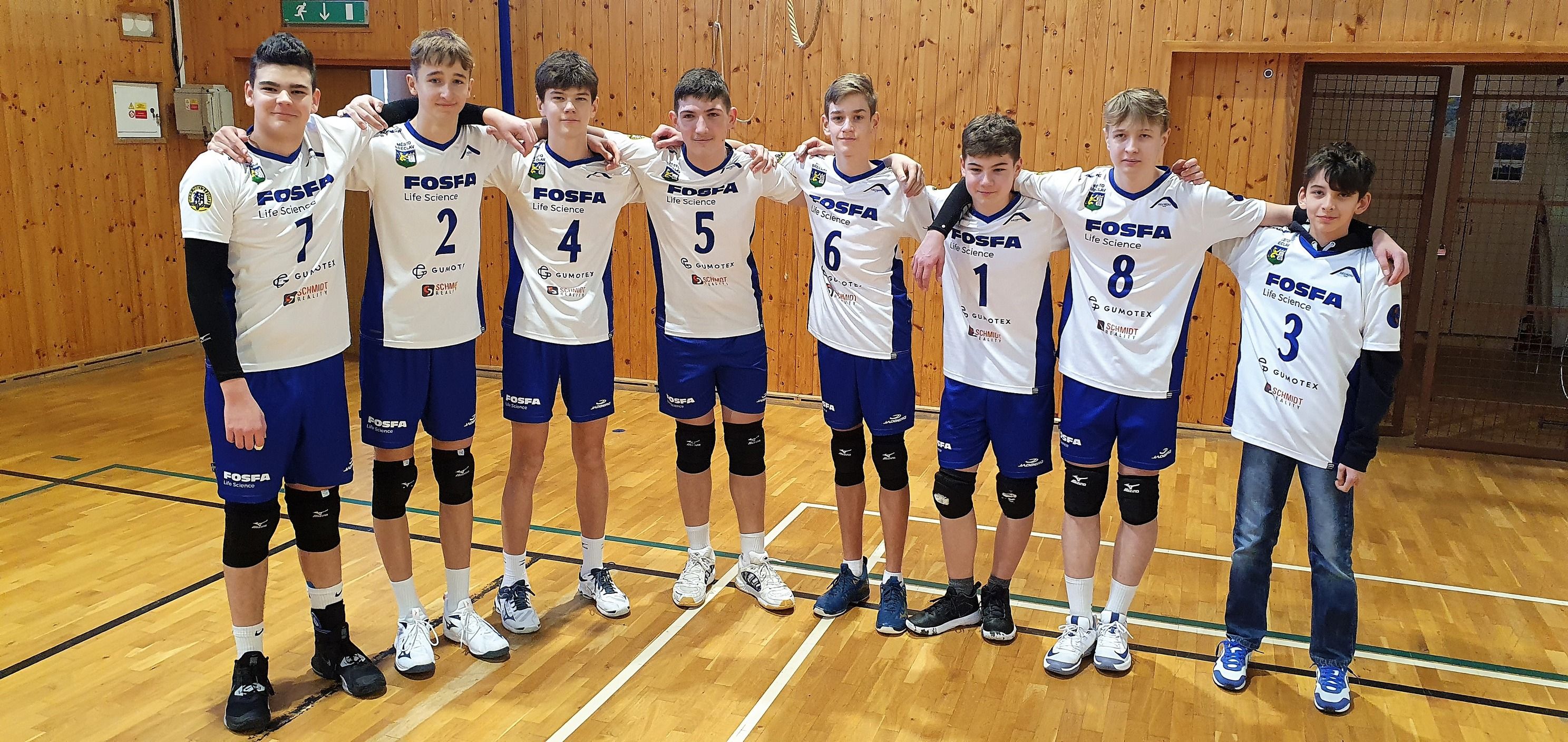 Žáci Lokomotivy Fosfa Břeclav hostili v sobotu 4. března osmé kolo krajského přeboru.