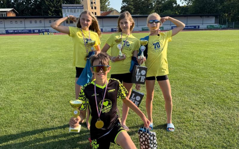 Volejbalové ukončení sezóny klubu FOSFA LOKOMOTIVA BŘECLAV