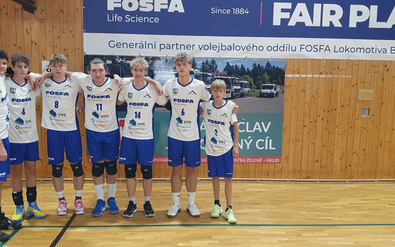 Kadeti volejbalové Fosfa Lokomotivy Břeclav zahájili sezónu na domácí půdě