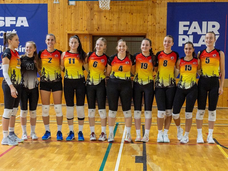 Břeclavské volejbalistky si doma připisují plný počet bodů 👍