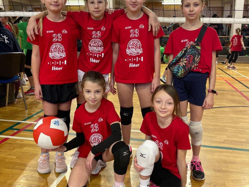 Krajský minivolejbal v Břeclavi přinesl radost, bojovnost i skvělé výsledky 👏🏐