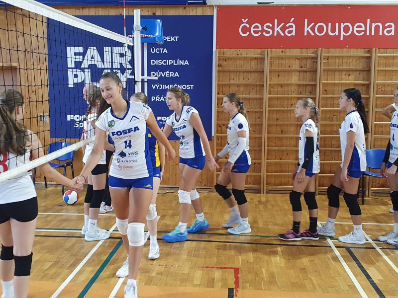 Žákyním začala volejbalová sezóna. Fosfa Lokomotiva Břeclav A zvládla úvodní den kvalifikaci bez zaváhání
