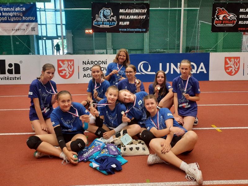 🥇Další zlatý úspěch v „Barevném minivolejbale“ 🥇