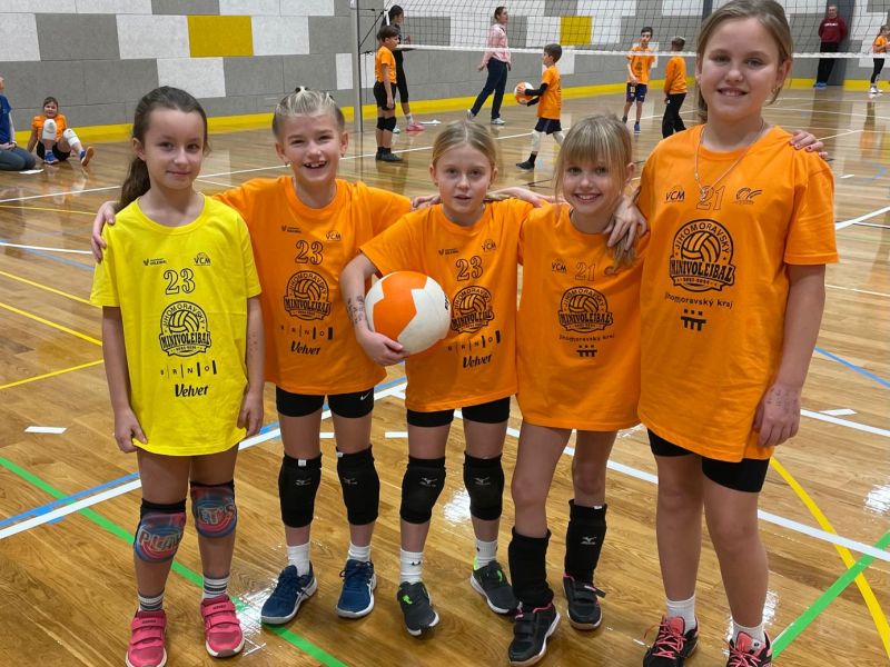 Nejmenší volejbalisté sbírali zkušenosti v silné konkurenci v Brně 🟡🟠👍🏻