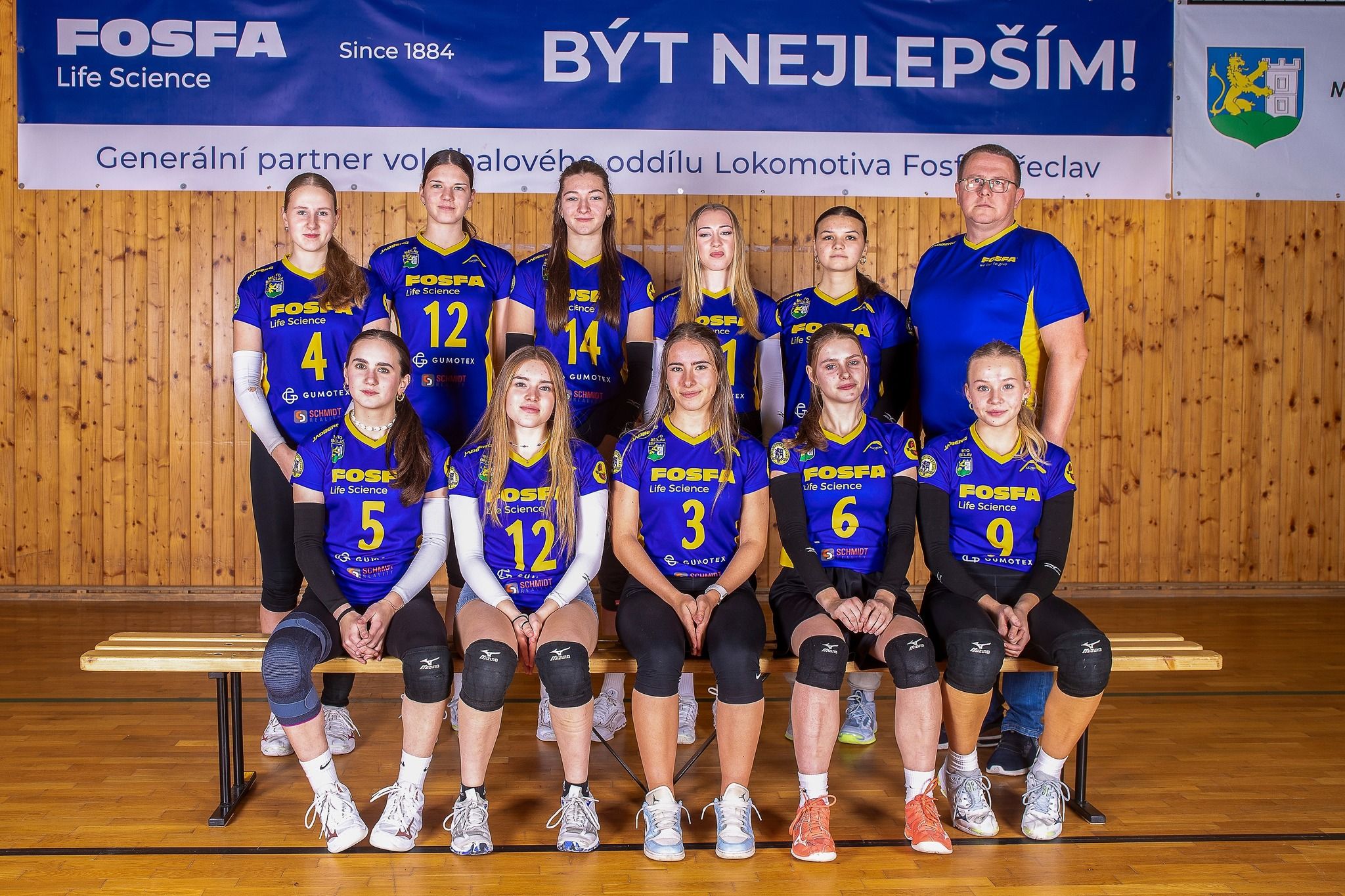 Juniorky FOSFA Lokomotiva Břeclav stále vedou krajský přebor