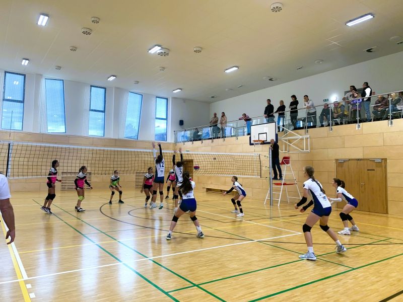 Žákyně Lokomotivy vyhrály svou skupinu na turnaji Českého poháru.