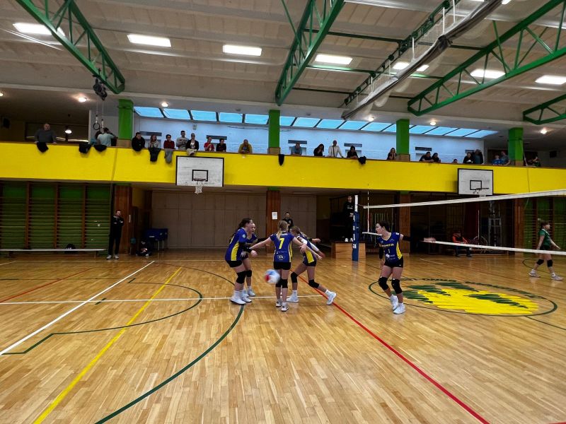 Břeclavské dívky obstály ve vyšší skupině Poháru 7. tříd 👏