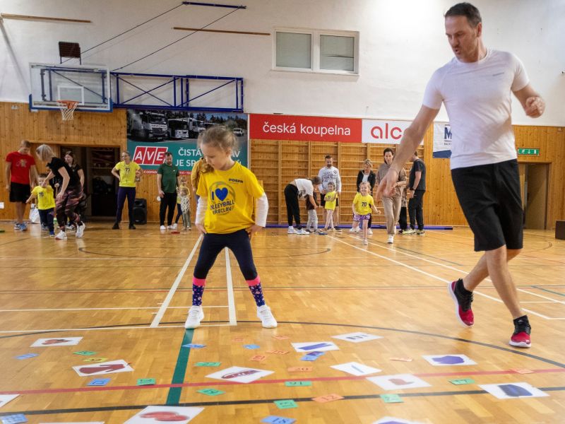 Únorové „VOLEJHRÁTKY“ byly hravé, zábavné i soutěživé.