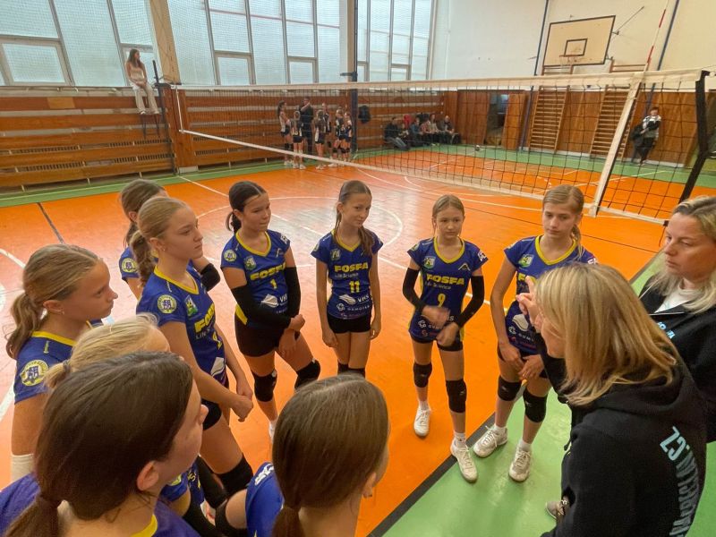 Úspěch mladých volejbalistek Fosfy Lokomotivy Břeclav v Brně 👏