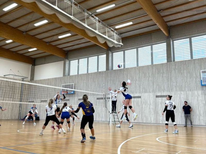 Juniorky Fosfa Lokomotiva Břeclav zvýšily bodový náskok ve finálové skupině krajského přeboru U20.