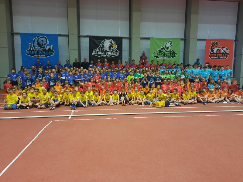 🥇Další zlatý úspěch v „Barevném minivolejbale“ 🥇