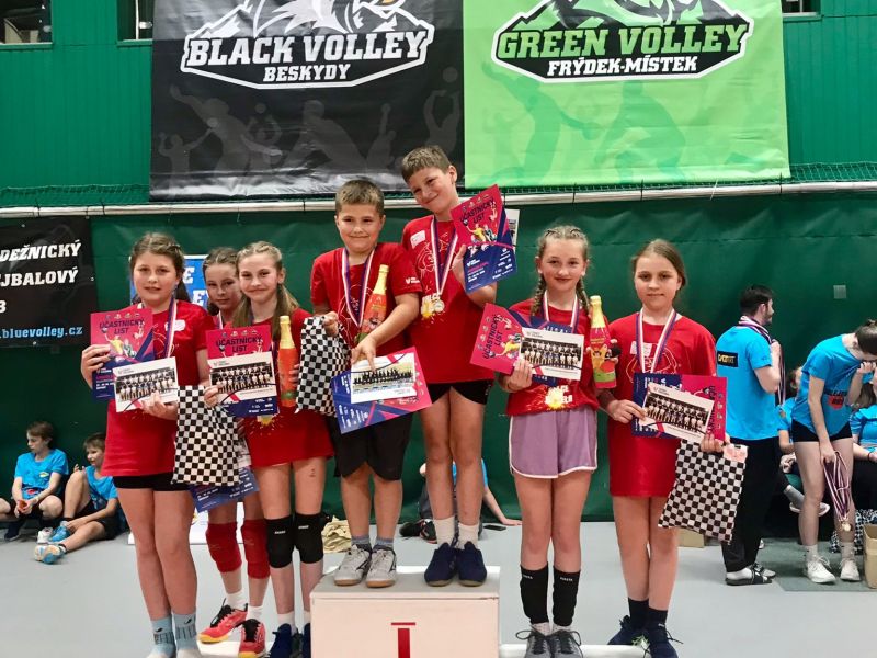 Fosfa Lokomotiva Břeclav slavila úspěchy napříč barvami na dvoudenním turnaji v Ostravě💪🏻🏐