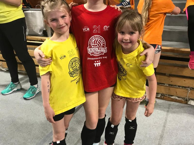 🏅Volejbalová přípravka Fosfa Lokomotiva Břeclav zazářila na finálovém turnaji v Brně🏅