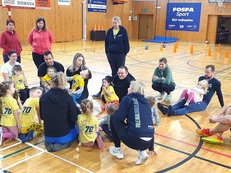 Únorové „VOLEJHRÁTKY"