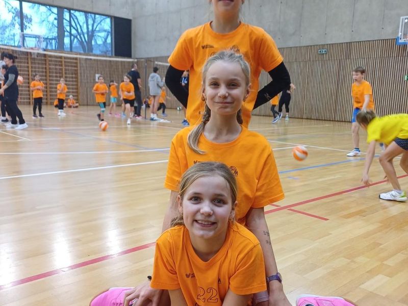 Přípravka bojovala na krajském turnaji v barevném minivolejbale