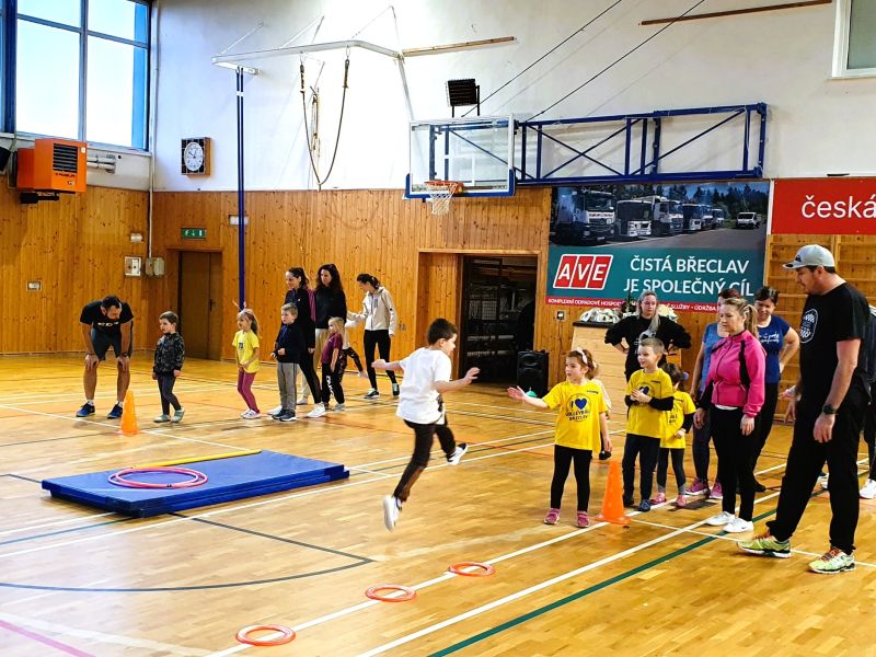 🎄🎄 Předvánoční VOLEJHRÁTKY na Lokomotivě 🎄🎄