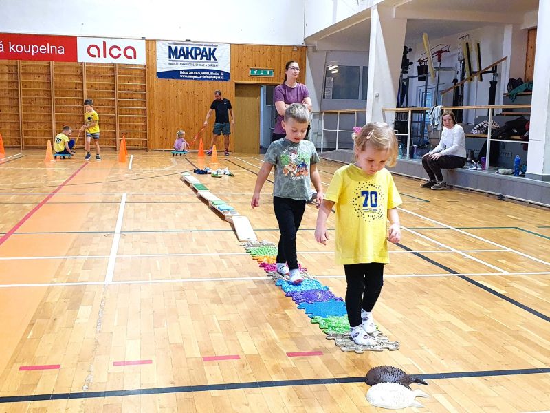 ❄️ Listopadové VOLEJHRÁTKY přivítalo chladné ráno ❄️