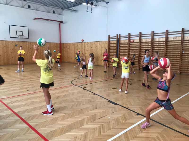 ⛺️Příměstské sportovní tábory patří k našim prázdninovým aktivitám 🏖