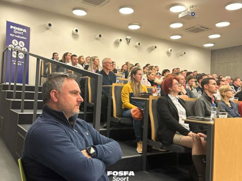 Přednáška Mariana Jelínka měla v Břeclavi úspěch 👍👍👍