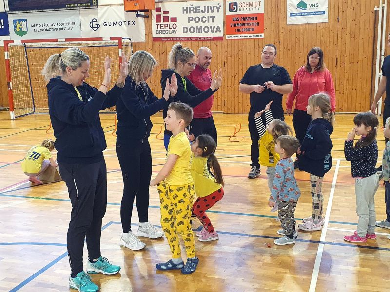 Únorové „VOLEJHRÁTKY"